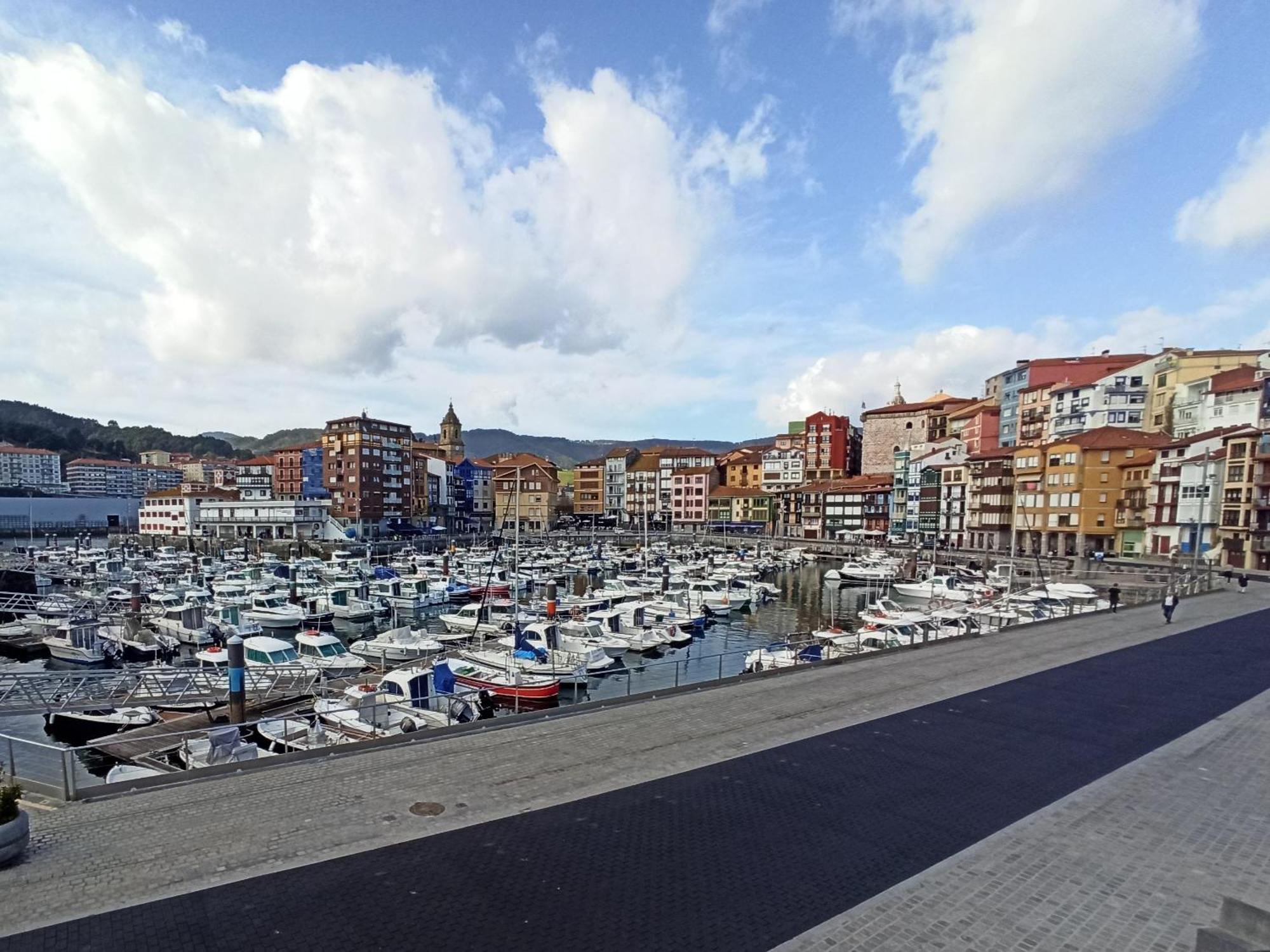 Apartamento Patxike Con Plaza De Garaje Apartment Bermeo Phòng bức ảnh